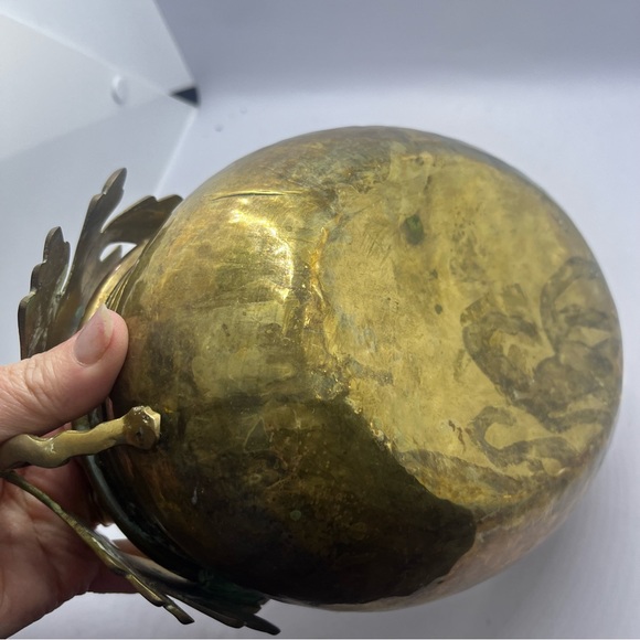 Gorgeous large Oak Leaf oval brass planter/display bowl - Picture 8 of 12